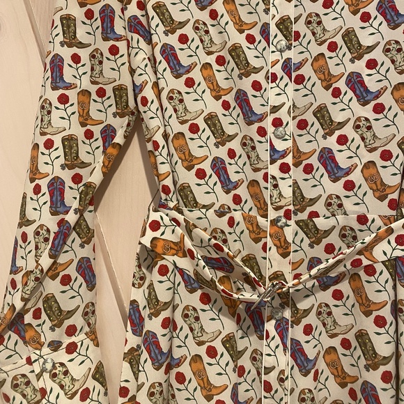 Sandro Paris Belt Midi Fun Cowboy boots print Long Sleeve Button Cottage size M - Picture 3 of 4
